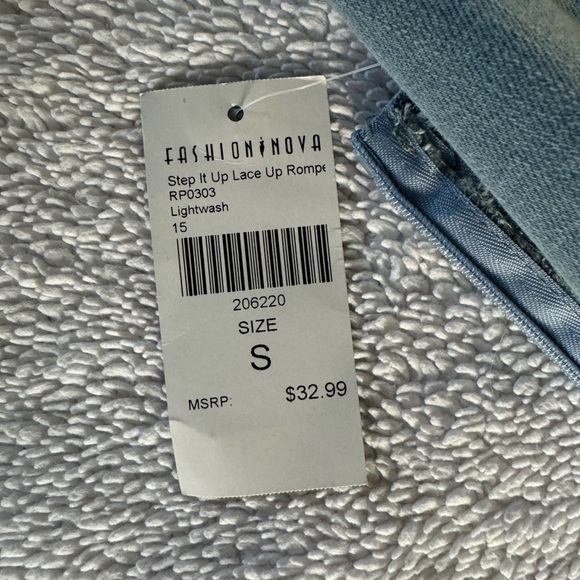 Denim Romper NWT | Fashion Nova - Picture 4 of 4